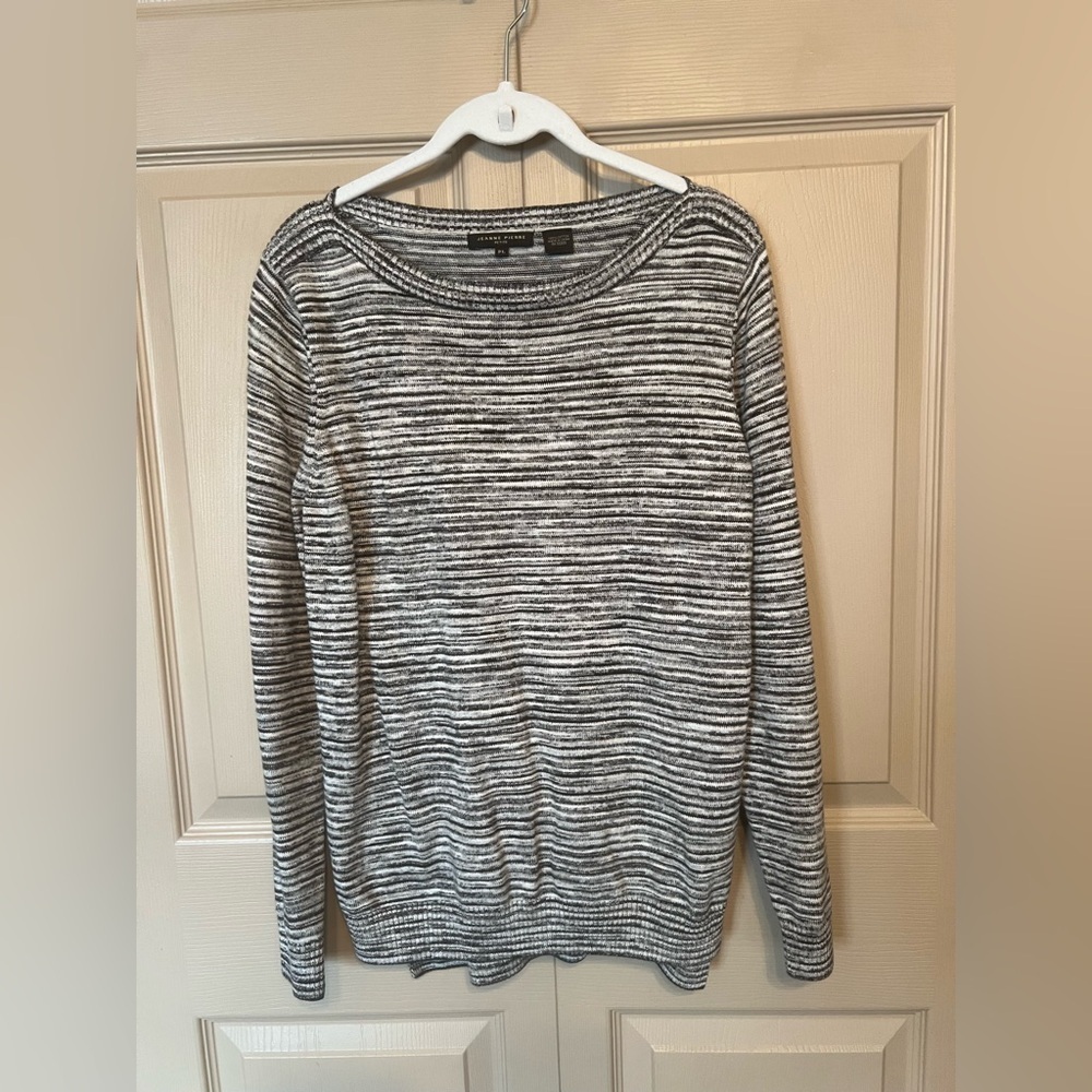 JEANNE PIERRE Black,White and Gray Sweater